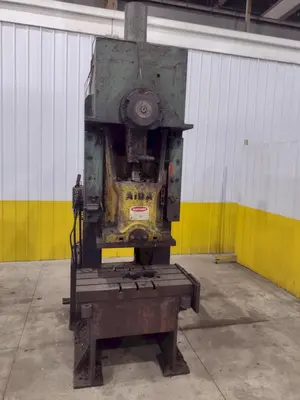 USED AIDA PR-XGC-100CAPACITY ............ 110 TONSTROKE .............. 6.6"