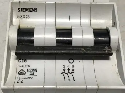 USED SIEMENS 5SX23C16