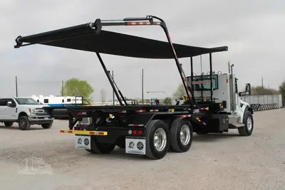 New | in-Stock 2027 PETERBILT 548 Rolloff Trucks Texas US | Roll Off Truck World #1492003