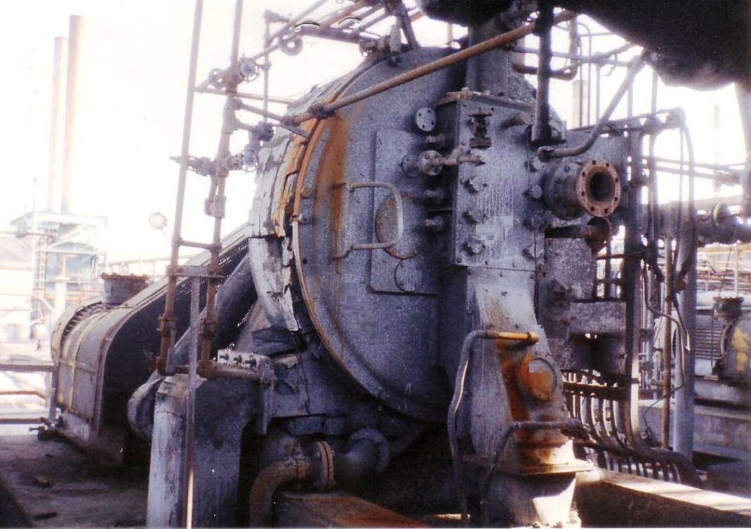 (3) Krauss-Maffei HZ 1302 peeler centrifuges, 316SS.