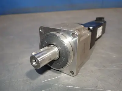 USED YASKAWA ELECTRIC SGMAV01A36A61