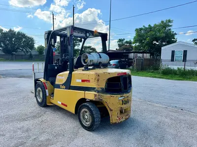 Used 2013 YALE GLP100VX Internal Combustion Forklifts: Pneumatic Tire Texas US | TB Forklifts #1274938