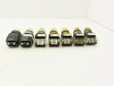Allen Bradley 800T-Q10 White Pilot Indicator Light 30mm Mixed Lot of 7