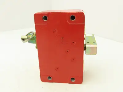 Eaton E48S0136 Safety Switch Cable Pull Type 19.6 Newtons Extraction Force 240V