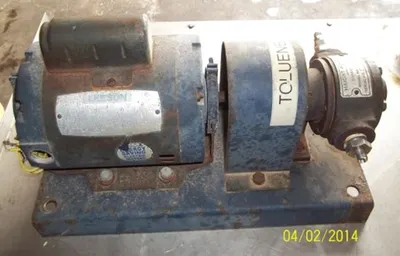 Used BAKER MR315 9 008 WITH AEG MOTOR TYPE AM132MRA2 NO. 535256 HP 17 Positive Displacement Pumps Texas US | Bamko Surplus Process Equipment #934163