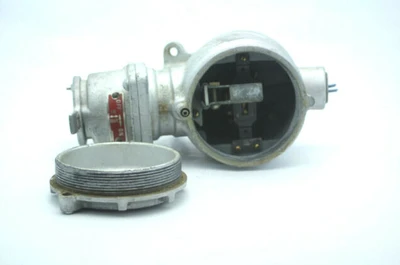 New | in-Stock Crouse-Hinds FSQC230 Electrical Fittings California US | Davliegogo LLC #1707453