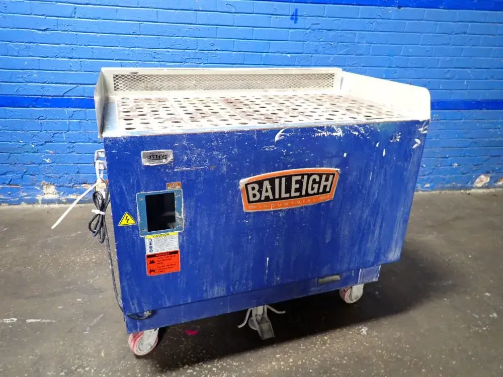 Baileigh 39" X 21" Downdraft Table
