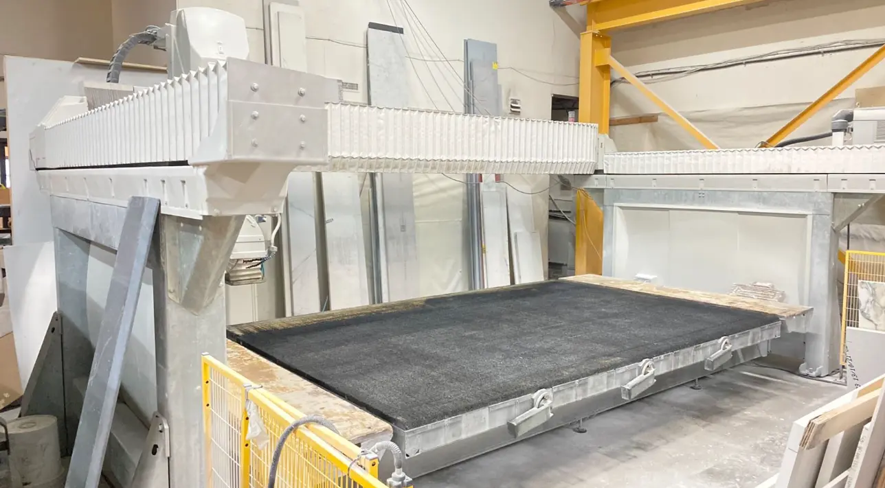 2016 Denver Tecnika 3500  5 – Axis Bridge Saw