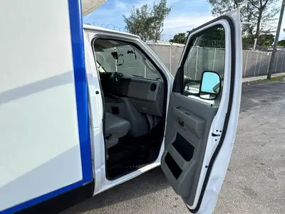 Used 2023 FORD E-350 Reefer Trucks Florida US | Truck and Van Outlet #1509231