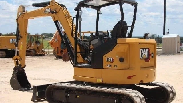 USED 2023 Caterpillar 305 CR