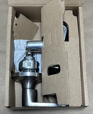 NEW Yale 5T700