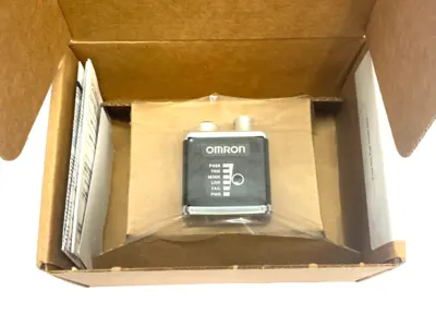 USED OMRON MICROSCAN SYSTEMS MICROHAWK CODE READER, LONG RANGE, AUTOFOCUS 75-1200MM