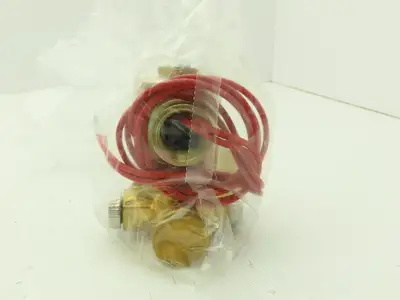 Honeywell Skinner R2LX20 Brass Solenoid Valve 2-Way 120V 200 PSI 1/4" NPT Oxygen