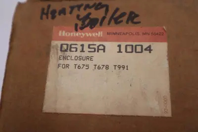 NEW OPEN BOX Honeywell Q615A 1004 Enclosure STOCK GF78A