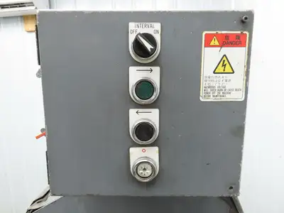 Enomoto 37"W x 8' 4" Chip Conveyor 26"Belt 220V *Needs New Drive Sprockets*