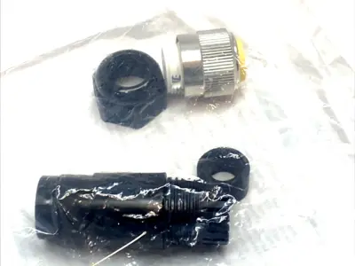 NEW AUTOMATIONDIRECT ZIPPORT 5-PIN FIELD WIREABLE CONNECTOR 7/8"-16