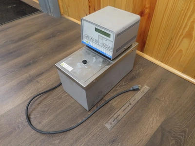 VWR Scientific Products Programable Circulating Water Bath