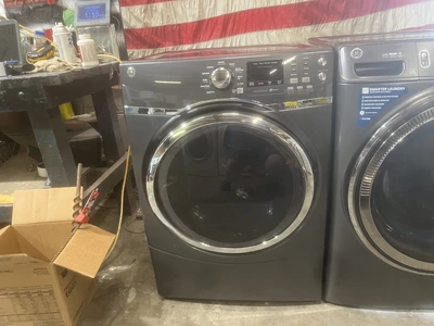 Used GE STEAM FRONT LOAD SET Washers Michigan US | Miedema Asset Management Group #1413824