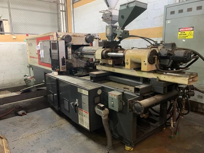 USED 2000 MILACRON,  CINCINNATI MILACRON MT225-15