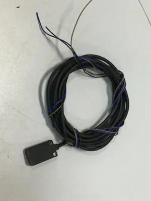 USED OMRON E3T-FD11