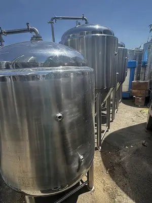USED 2018 GLACIER TANKS 7BBT