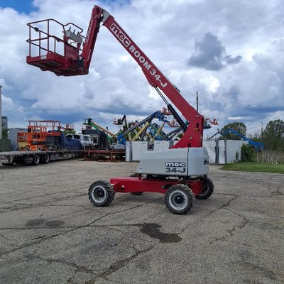USED 2022 MEC 34J