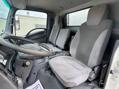 Used 2019 ISUZU NPR XD Reefer Trucks Florida US | Truck and Van Outlet #1509164