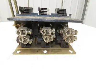 Allen Bradley 1494V-DS400 Safety Disconnect Switch 400A 600V 125HP 3Ph
