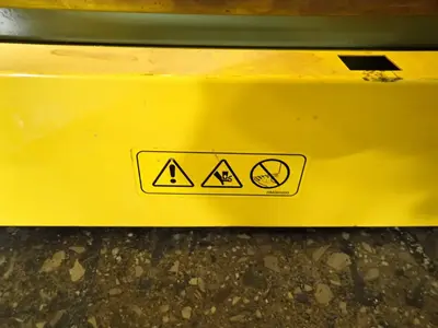 USED ULINE H3685M