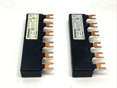 New | in-Stock Siemens Busbar 3-Phase Modular Spacing 45mm for 2 Switches LOT OF 2 Circuit Breaker Parts Michigan US | Maverick Industrial Sales #1401838