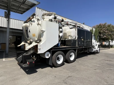 Used 2015 INTERNATIONAL 4400 Hydro Excavators California US | Big Truck & Equipment #1412352