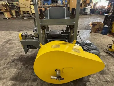 USED 1999 RLM MANUFACTURING R40