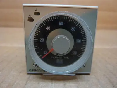 USED OMRON H3CR-G8EL