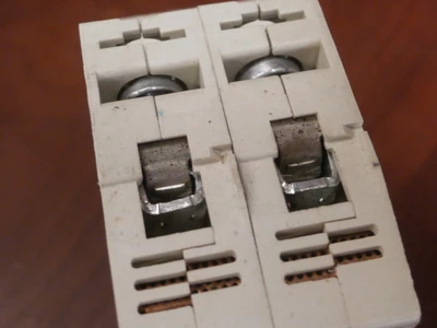 USED Allen-Bradley 1492-SP1C030-N