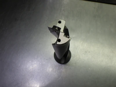 Kennametal 1.25" Coolant Thru Drill 1.5" Shank DFS1250R5SSF150 (LOC2879A)