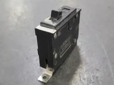 NEW EATON CUTLER-HAMMER BA120