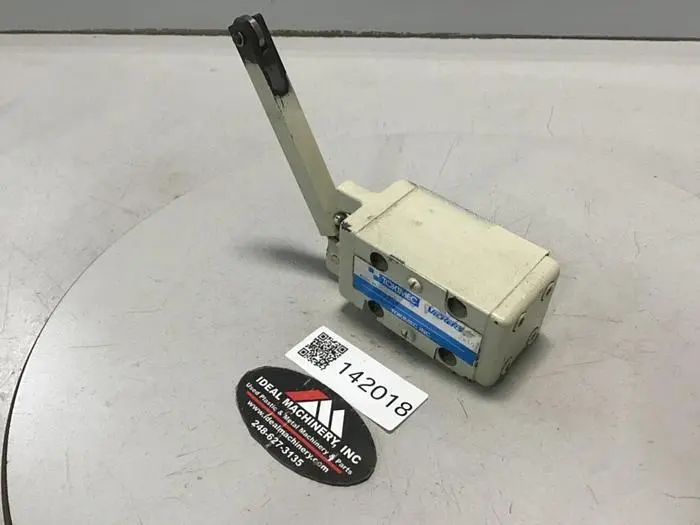 Used TOKIMEC VICKERS DG20S-3-0A-L-11-S4 Valves/Fittings Michigan US | Ideal Machinery #589853