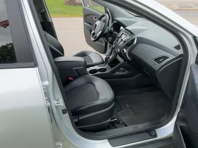 USED 2011 HYUNDAI TUCSON