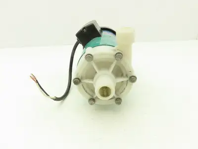 Iwaki MD-40RM Magnetic Drive Water Pump 3/4"Poly Plastic 220V 3PH 52 L/min