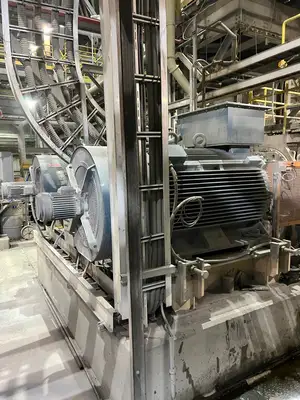 POLYCOM High Pressure Grinding Roll (HPGR) 14/8-2