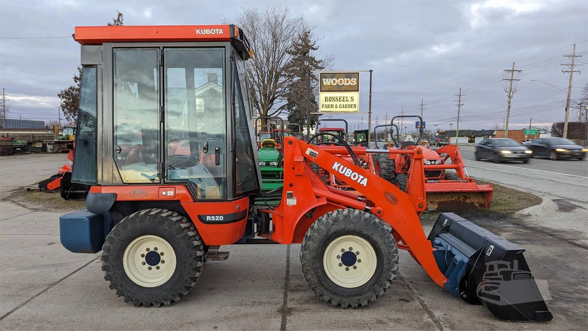 USED 1995 KUBOTA R520