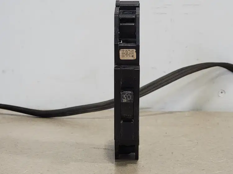 Used ZINSCO Q130 Switchgears British Columbia CA | Lenmark #241185