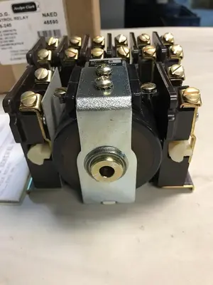 New | in-Stock JOSLYN CLARK 46590 Miscellaneous Equipment (Electrical & Power) | Surplus Asset Holdings #1188159