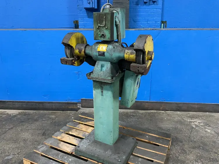 Used BALDOR M00 M88/197 Pedestal Type Grinders (Double End) Ohio US | HGR 24 #1580169