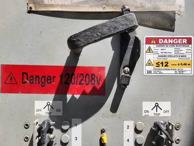 Used 2002 APPLETON XPE32252B.I152 Switchgears British Columbia CA | Lenmark #913726
