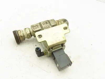 CKD CVS2-20A-10-02HSB-3 Pneumatic Solenoid Coolant Valve 3/4" 24VDC NC