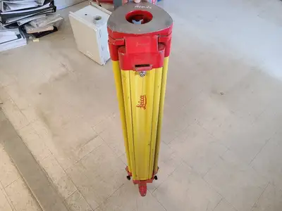 Tripod Stand