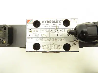 Used HUSKY HYDROLUX MOOG _UNKNOWN_ Valves/Fittings | Arrow Industrial #623535