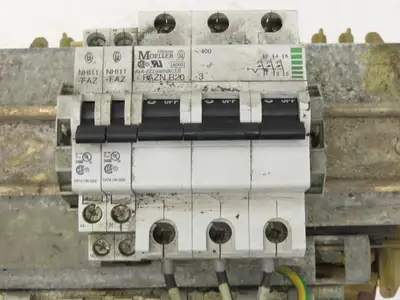 Siemens 4AP3095-0BE70-8Y Stepdown Power Transformer 3.72kva HV400/380V LV60/4.7V