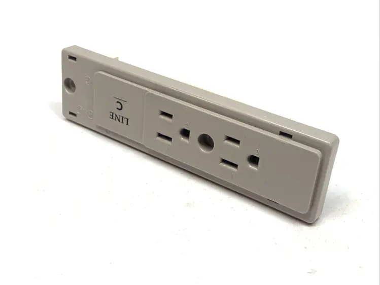 New | in-Stock Steelcase Line-C Duplex Receptacle 15A Electrical Fittings Michigan US | Maverick Industrial Sales #1402041